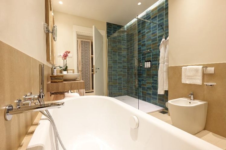 JUNIOR SUITE BAY VIEW Room