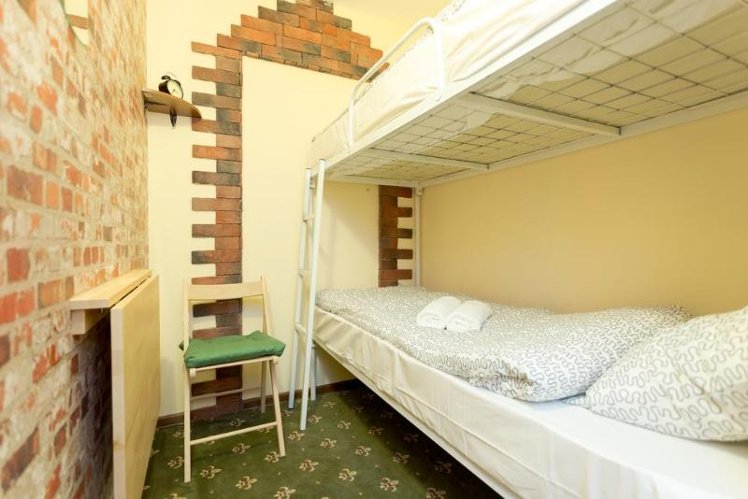 TWIN ECONOMY Room