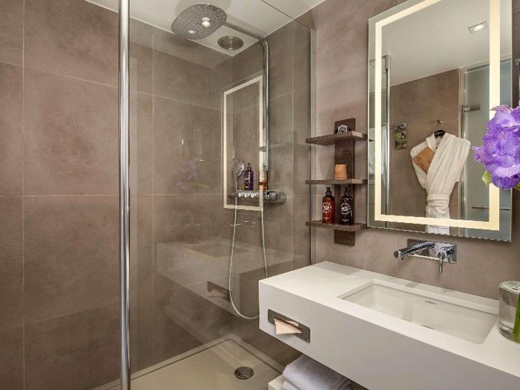 TWIN EXECUTIVE Room