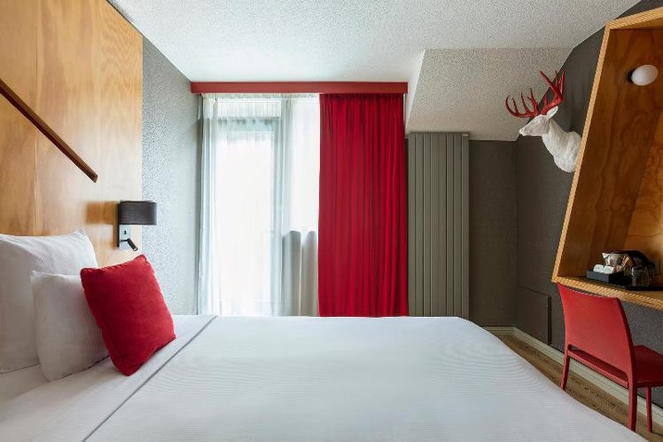 DOUBLE CLASSIC MOUNTAIN VIEW Room
