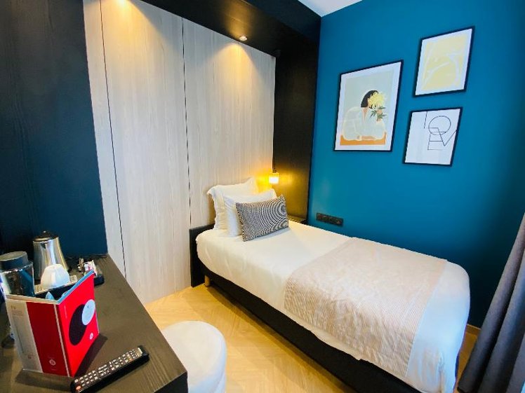 SINGLE STANDARD Room