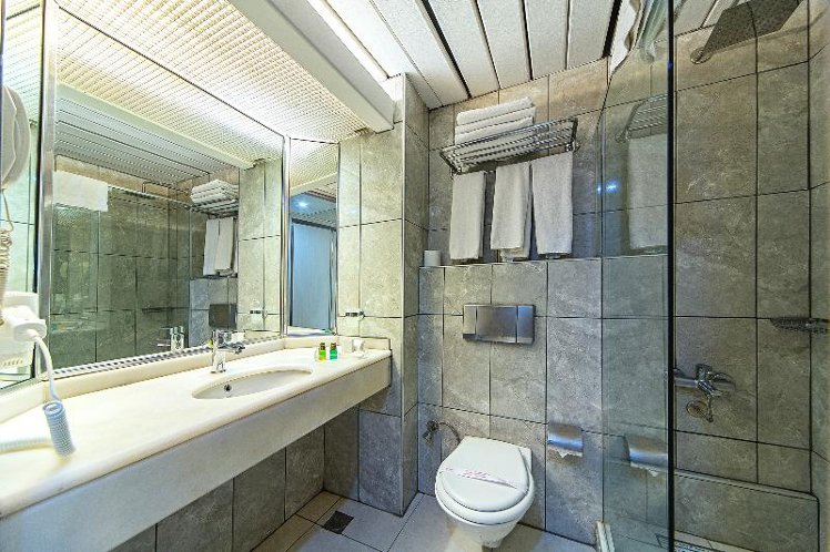 DOUBLE STANDARD Room