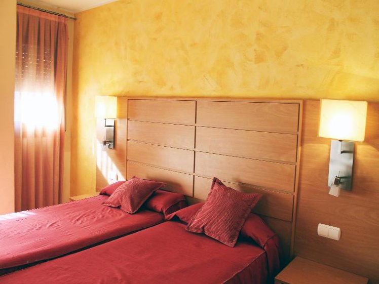 APARTMENT CAPACITY 6 TWO BEDROOMS Room