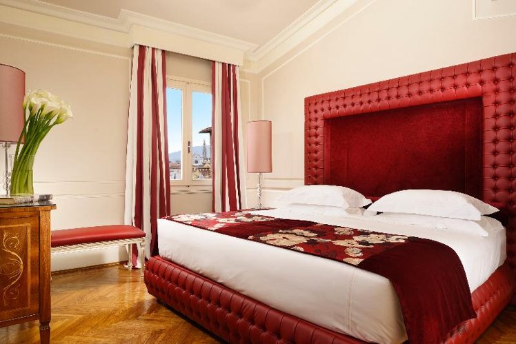 SUITE DELUXE Room