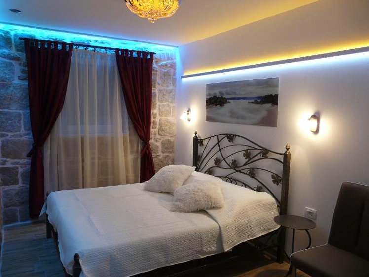 House Sandra - Guest House