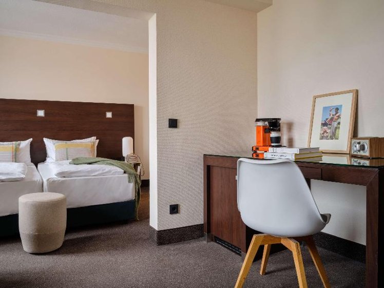 TWIN DELUXE Room