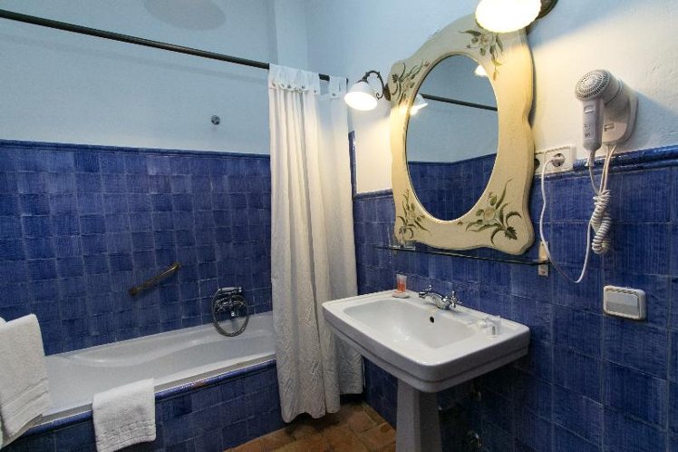 DOUBLE STANDARD Room
