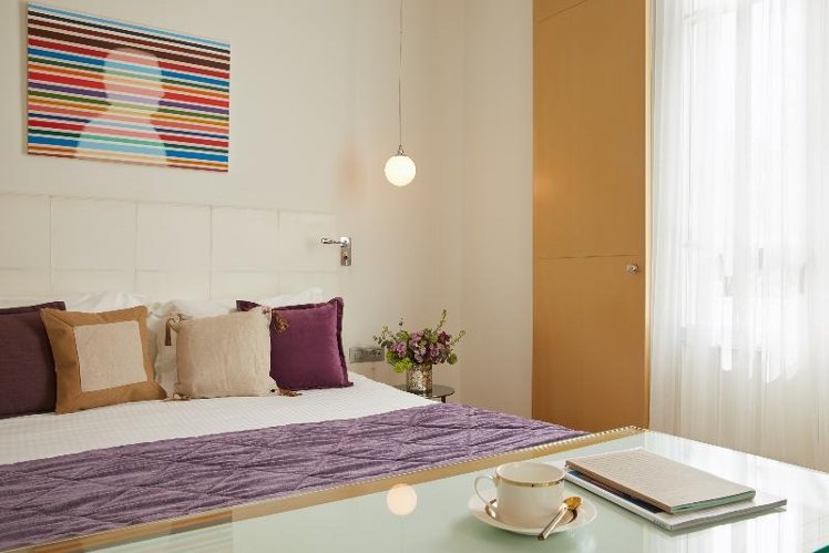 SINGLE DELUXE Room