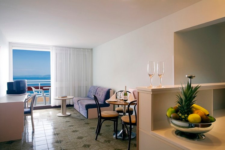 APARTMENT CAPACITY 3 Room