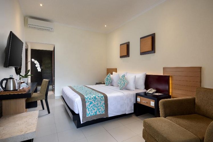 Double or Twin DELUXE Room