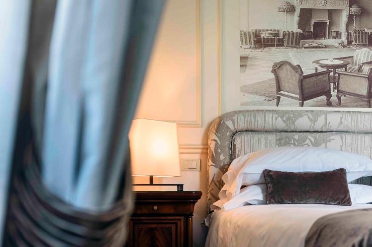 JUNIOR SUITE STANDARD Room