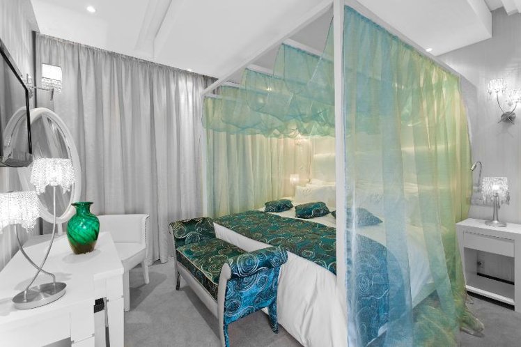 SUITE PRESTIGE Room