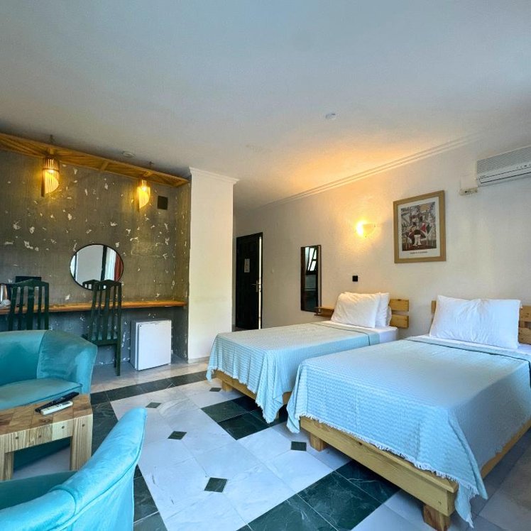 STUDIO TWO BEDS Room