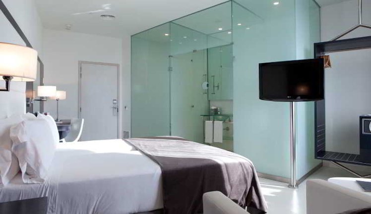 DOUBLE SINGLE USE STANDARD Room