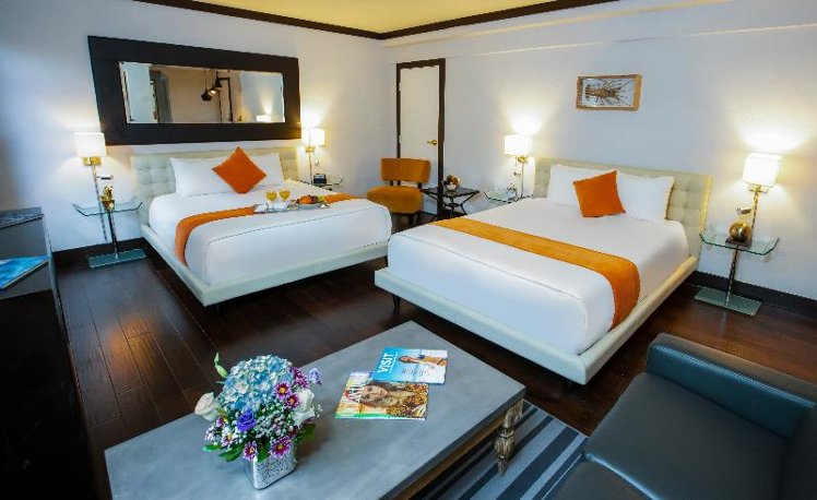 STUDIO TWO QUEEN BEDS Room