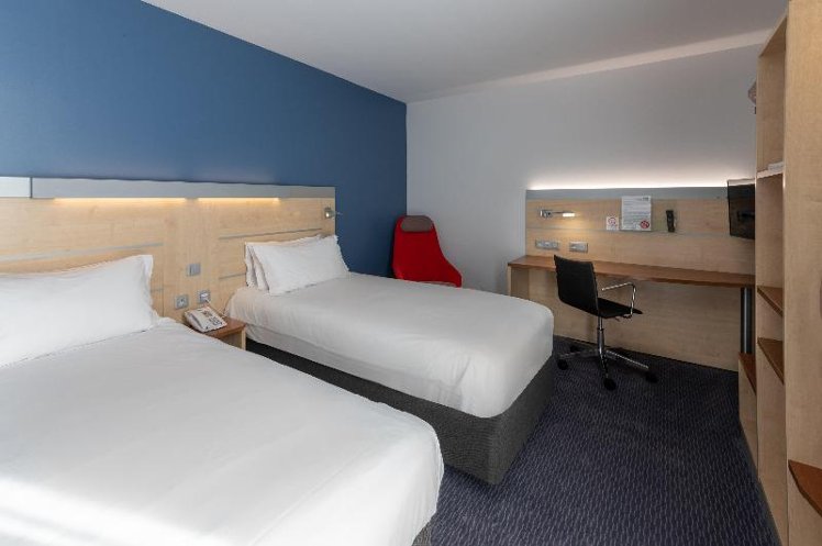 TWIN STANDARD Room
