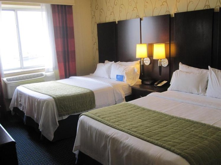 DOUBLE KING SIZE BED Room