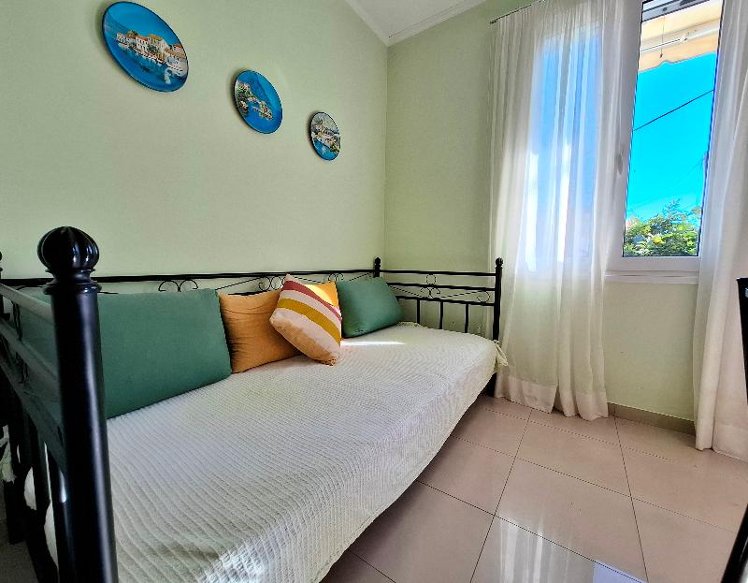 HOME GARDEN VIEW Room