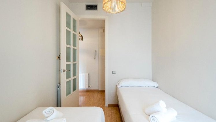 APARTMENT CAPACITY 6 THREE BEDROOM Room