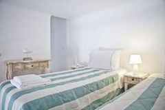 Niriides Homes
