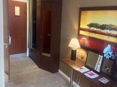 Alona Hotel
