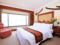 Cambodiana Hotel