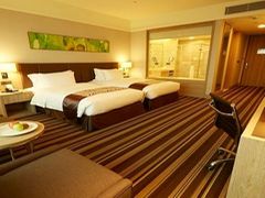 Fullon Hotel Taoyuan Airport Access MRT A8