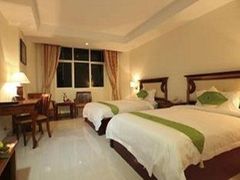 Green Palace Hotel