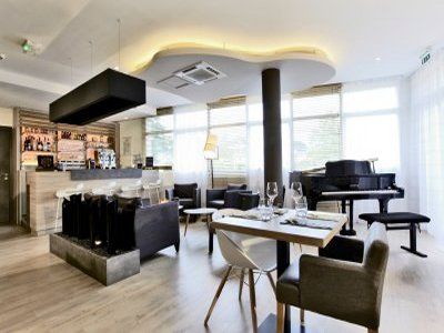 Bar/Lounge