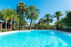 HL Miraflor Suites Hotel