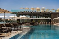 Waterfront Hotel