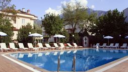 Green Valley Aparthotel