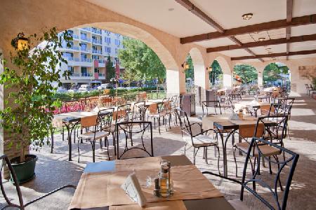A'la Cart Restaurant Black Pearl