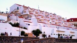 Las Fuentes