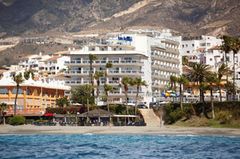 Las Arenas Suites