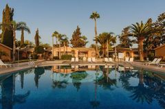 Suites & Villas by Dunas Resort