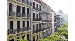 60 Balconies Recoletos