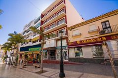 Hostal Sol y Miel