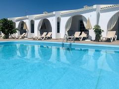 Apartamentos Neptuno Bungalows