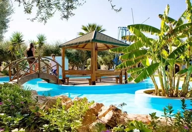 Alex Beach Hotel