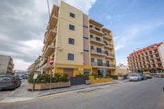 Huli Hotel & Apartments