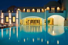 Acroterra Rosa Luxury Suites