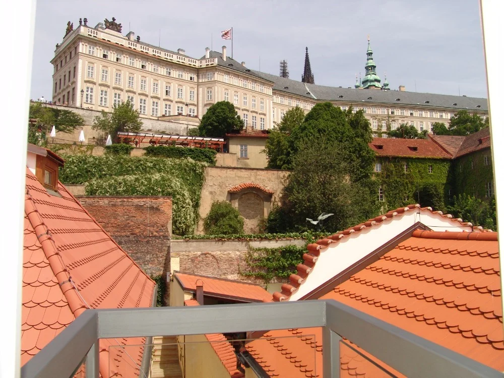 The Golden Wheel Hotel