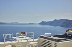 La Maltese Oia
