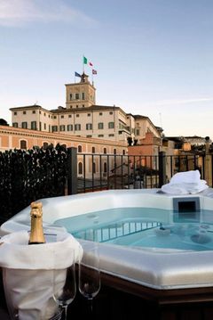 Trevi Palace Luxury Apartments