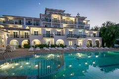 Paradise Beach Hotel