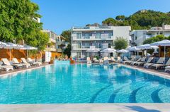 Sunny Days Hotel