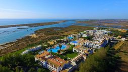 Golden Club Cabanas