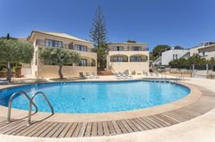 Som Far Hotel