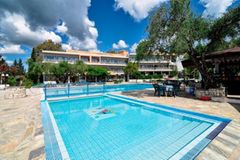 Dassia Holiday Club